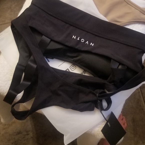 Nvgtn Apex bra small NWT sold out online - Picture 2 of 5
